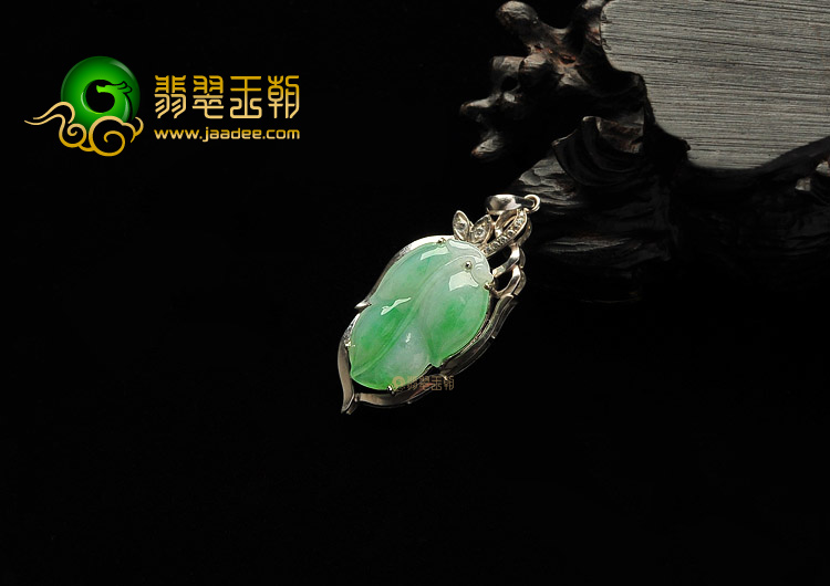 糯冰种飘花缅甸翡翠A货镶白金金枝玉叶胸坠(真钻)(一对)