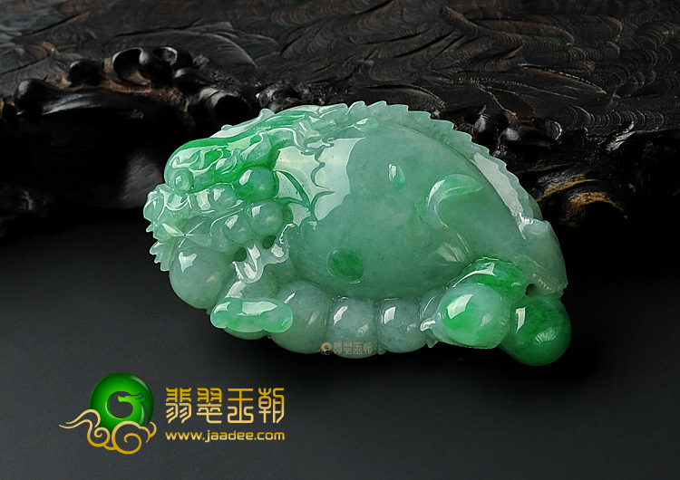 糯冰种飘翠缅甸翡翠A货龙头龟挂件