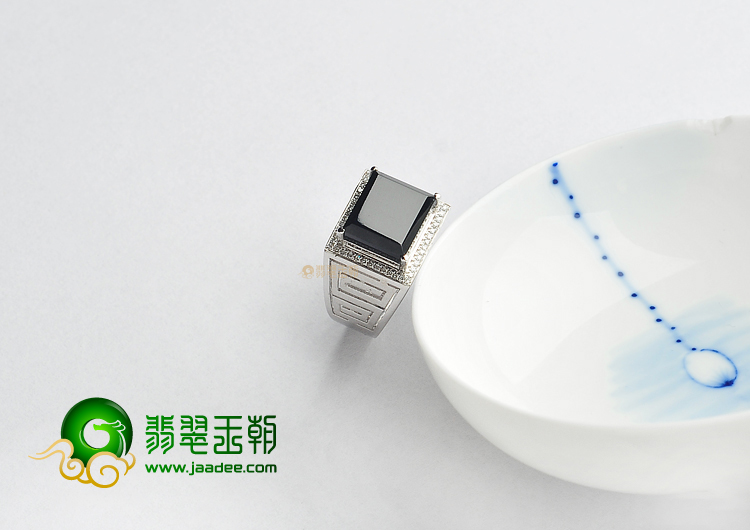 玻璃种墨翠缅甸翡翠A货镶白金戒指(真钻)