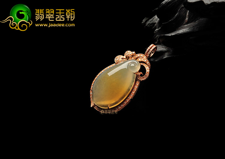 冰种黄翡缅甸翡翠A货镶玫瑰金福瓜胸坠(真钻)