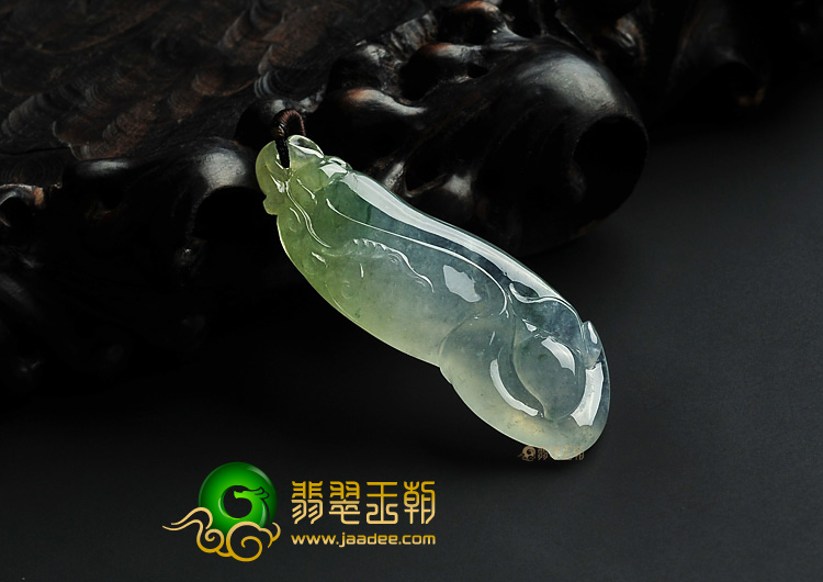 冰种飘花缅甸翡翠A货玉兰花挂件