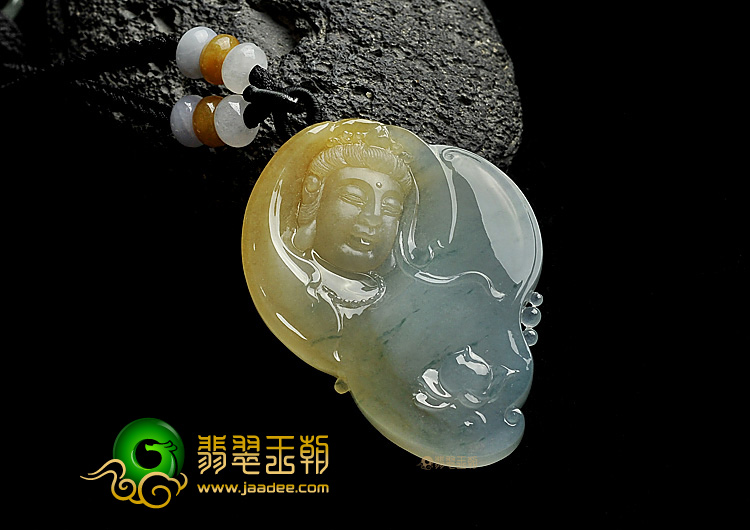 冰种黄翡飘花缅甸翡翠A货观音头挂件