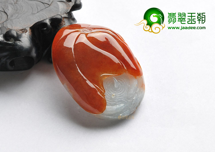 糯冰种红翡缅甸翡翠A货年年有余挂件