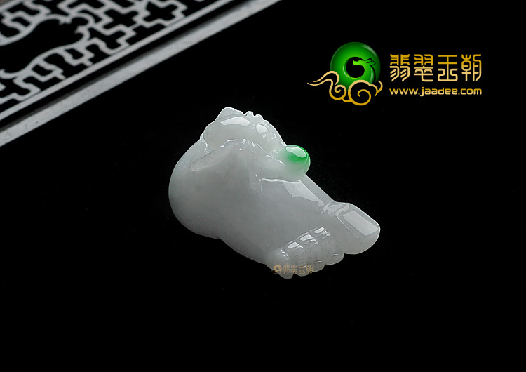 糯冰种飘翠缅甸翡翠A货知足常乐挂件