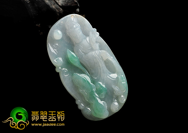 糯冰种飘翠缅甸翡翠A货站观音挂件
