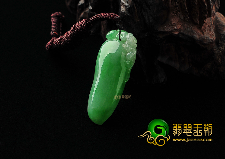 糯冰种飘翠缅甸翡翠A货福瓜挂件