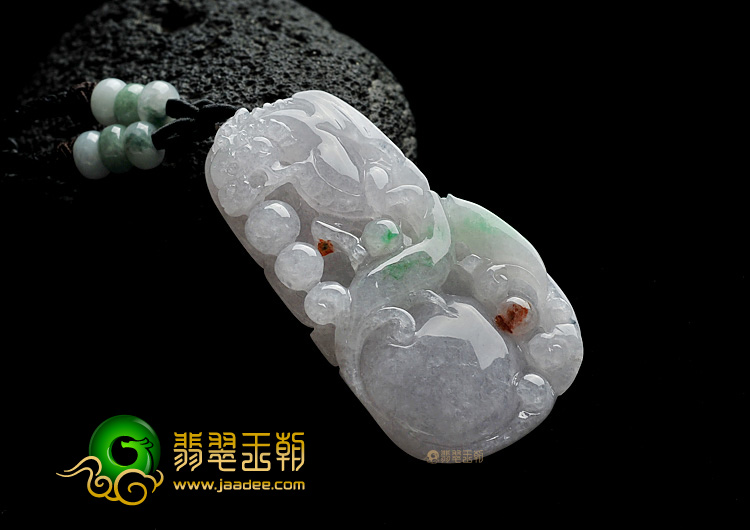 糯冰种三彩缅甸翡翠A货神龙戏珠挂件