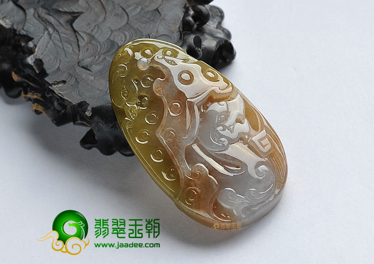 糯冰种褐黄翡缅甸翡翠A货仿古龙挂件