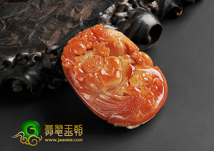 糯冰种红翡缅甸翡翠A货鸟语花香挂件