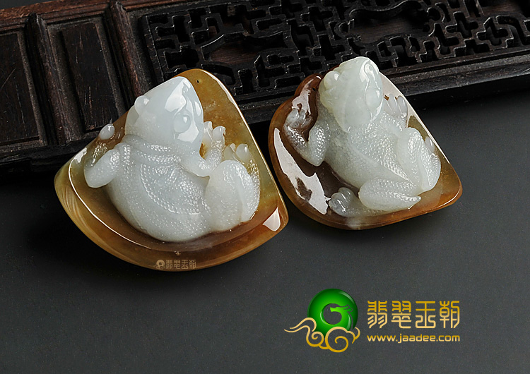 糯冰种褐黄翡缅甸翡翠A货青蛙挂件(一对)