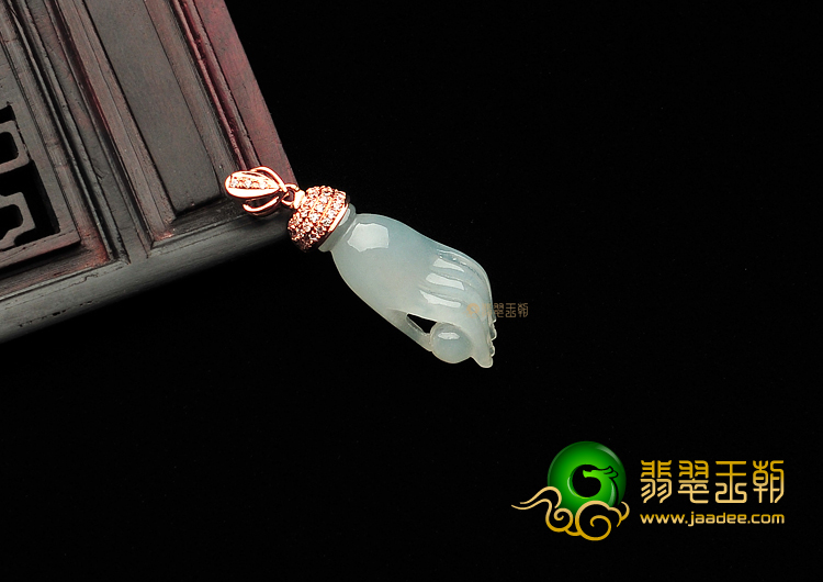 糯冰种淡晴水缅甸翡翠A货镶玫瑰金佛手胸坠(真钻)
