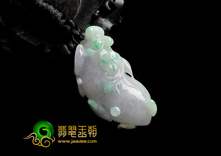 糯冰种春带彩缅甸翡翠A货福瓜挂件