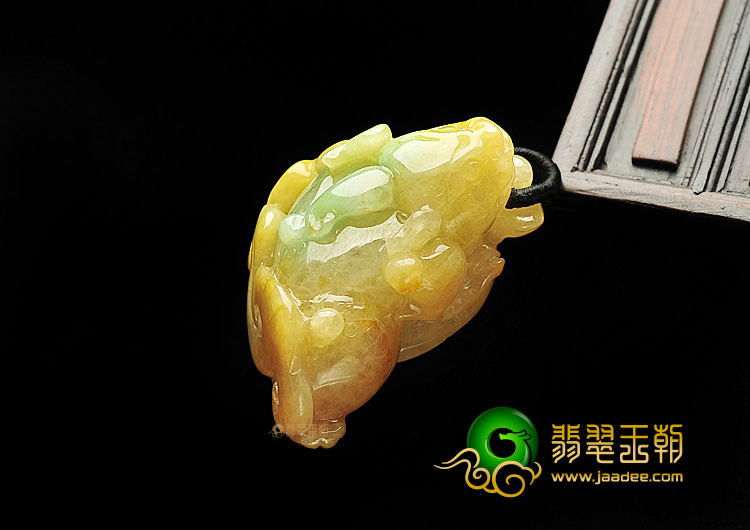 糯冰种黄加绿招财进宝挂件