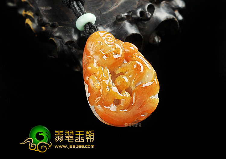 糯冰种红黄翡玉佛挂件