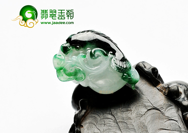 糯冰种飘花海底世界挂件
