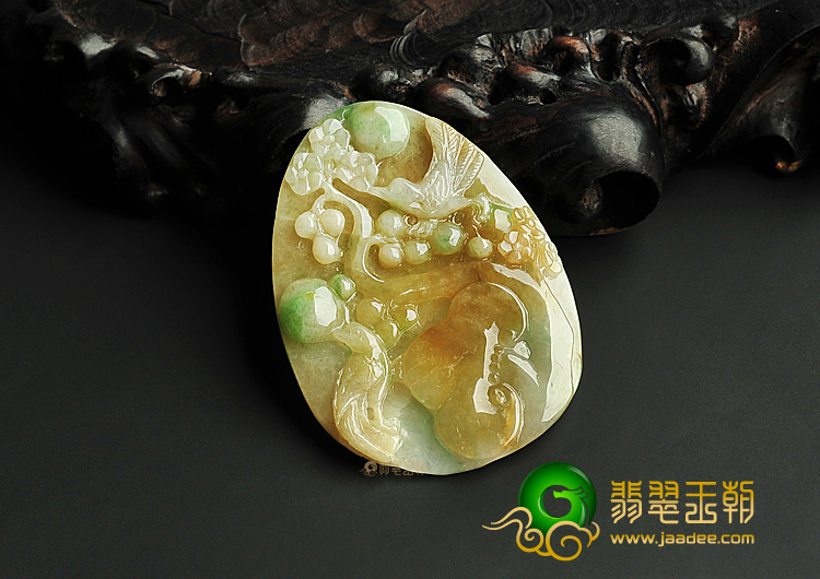 糯冰种黄加绿花开富贵挂件