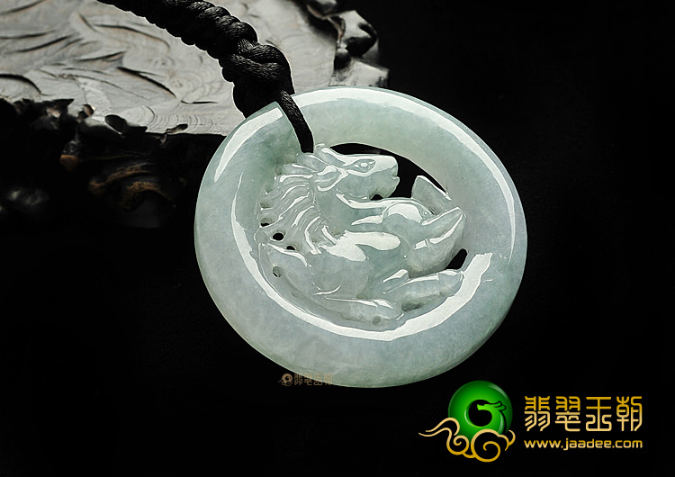 糯冰种晴水马到成功挂件