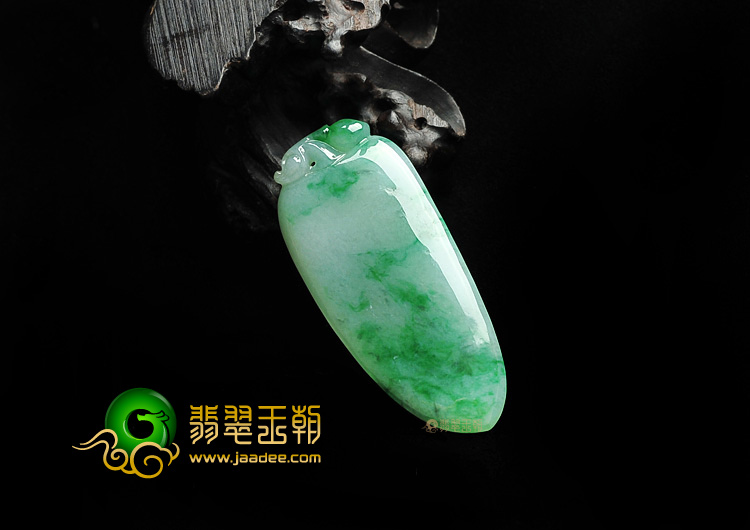 糯冰种飘翠福瓜挂件
