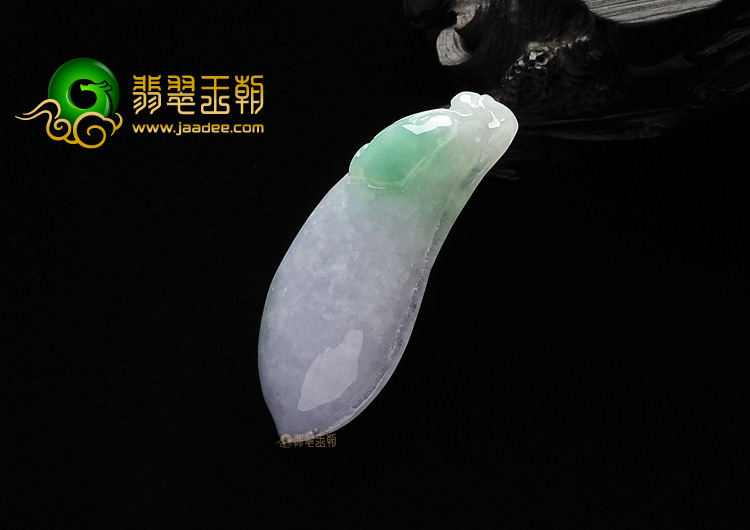 糯冰种淡春带彩福瓜挂件