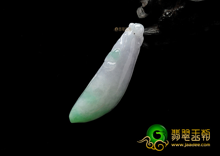 糯冰种淡春带彩福瓜挂件