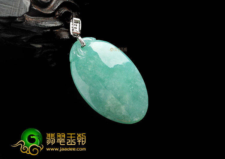 糯冰种豆色福瓜挂件