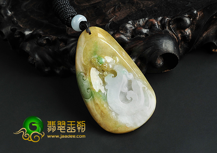 糯冰种三彩仿古龙挂件