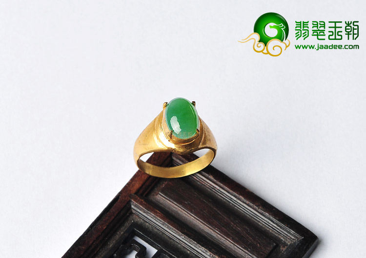 冰种绿晴水戒面