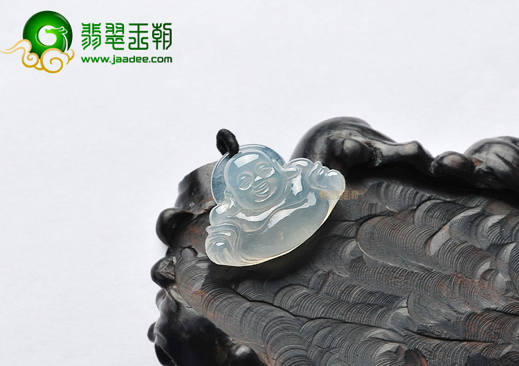 冰种淡晴水玉佛挂件