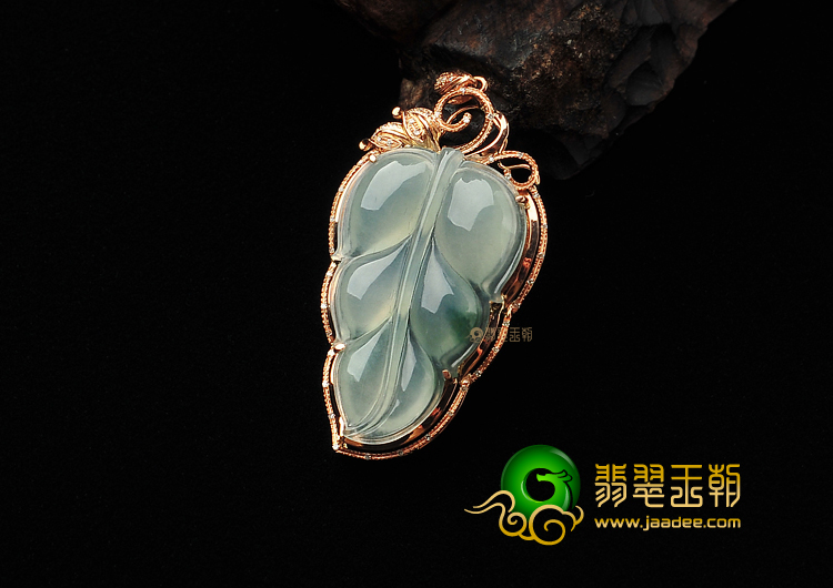 冰种略飘花镶玫瑰金金枝玉叶胸坠(真钻)