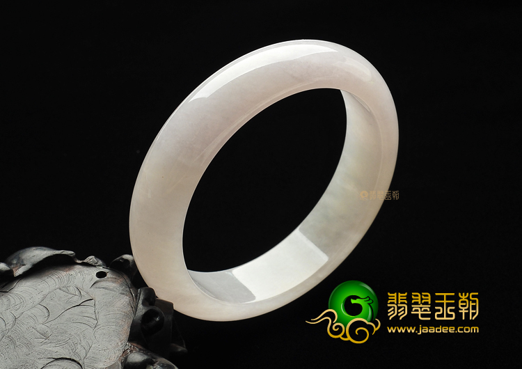 糯冰种淡黄翡手镯(55.2mm)