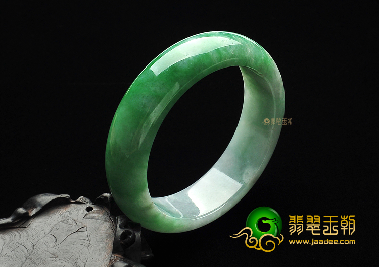 糯冰种翠色手镯(54.5mm)