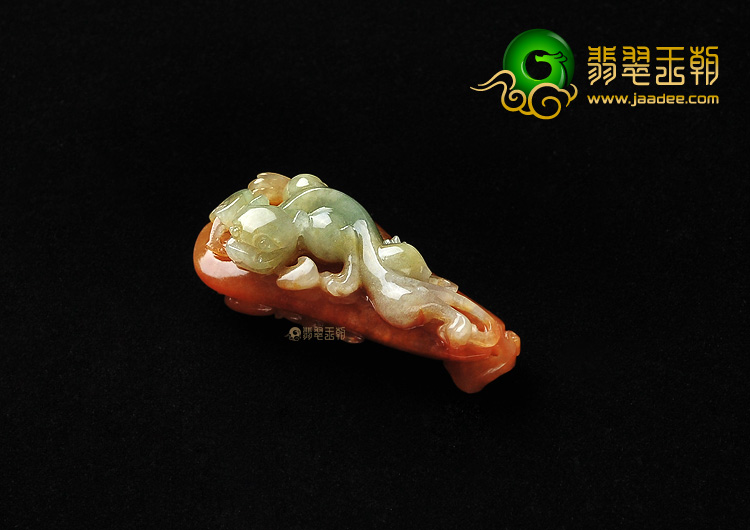 糯冰种红黄翡螭龙挂件