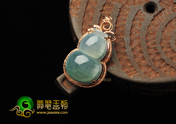 冰种飘花镶玫瑰金葫芦胸坠(真钻)