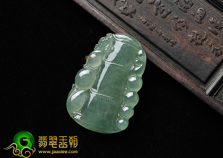 冰种晴水节节高挂件