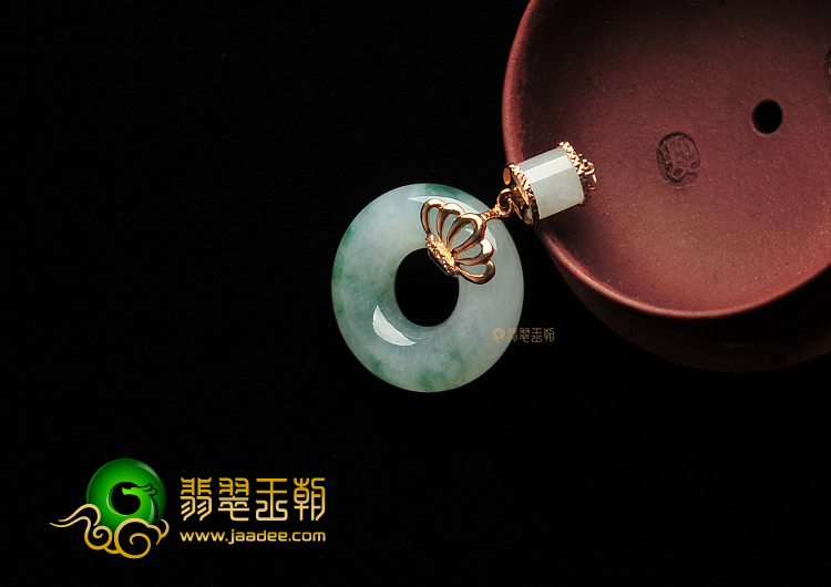 冰种飘花镶玫瑰金平安环胸坠(真钻)
