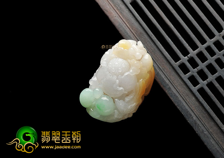 糯冰种三彩花开富贵挂件