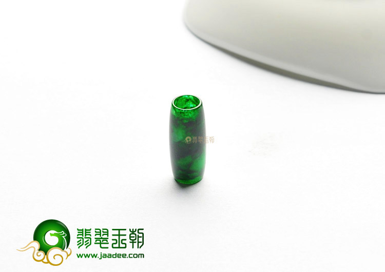糯冰种癣加绿路路通挂件