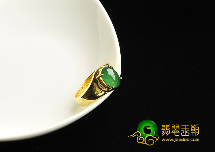 冰种蓝水戒面