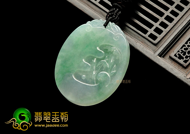 冰种略飘翠节节高升挂件