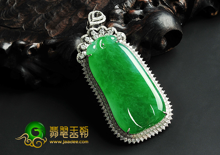 (超值推荐)冰种正阳绿镶白金福瓜胸坠(真钻)