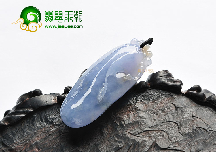 糯冰种紫罗兰略带黄翡福瓜挂件