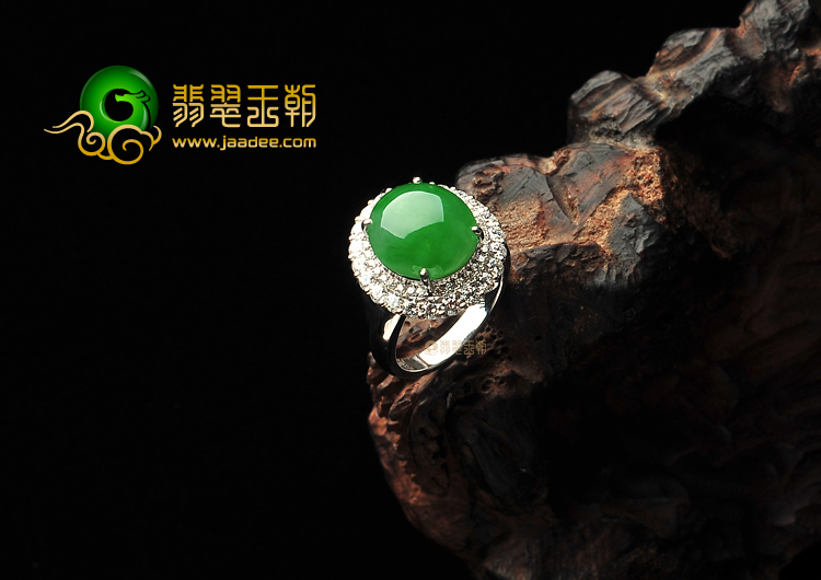 冰种阳绿镶白金戒指(真钻)