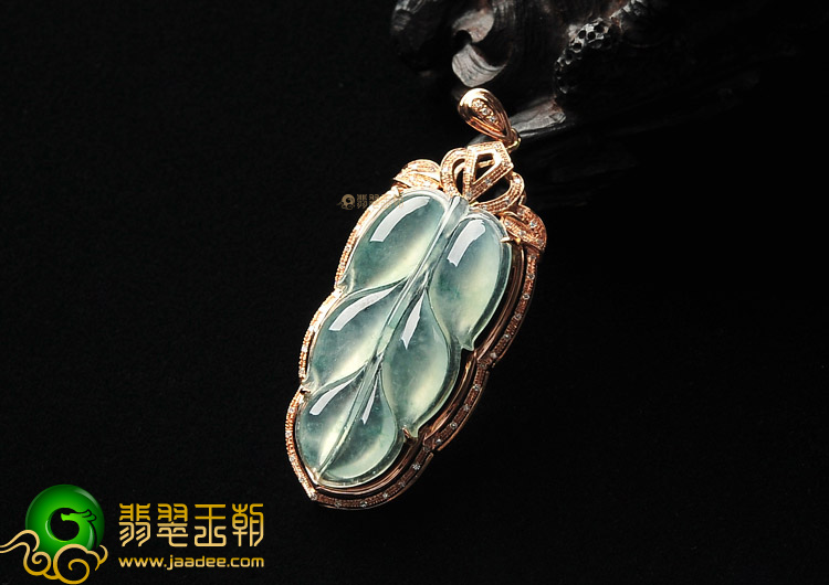 冰种略飘花镶玫瑰金金枝玉叶胸坠(真钻)
