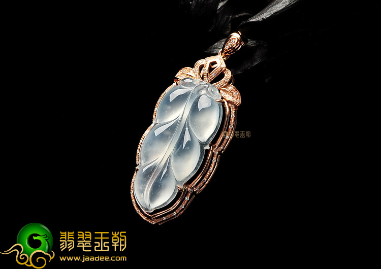 冰种无色镶玫瑰金金枝玉叶胸坠(真钻)