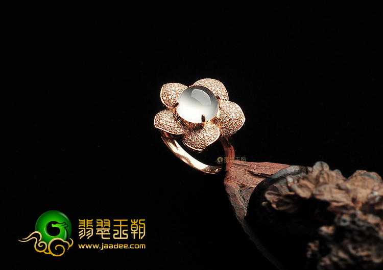 冰玻种无色镶玫瑰金戒指(真钻)