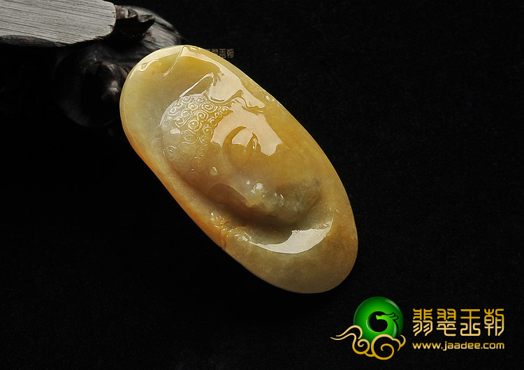 糯冰种褐黄翡释迦牟尼头挂件