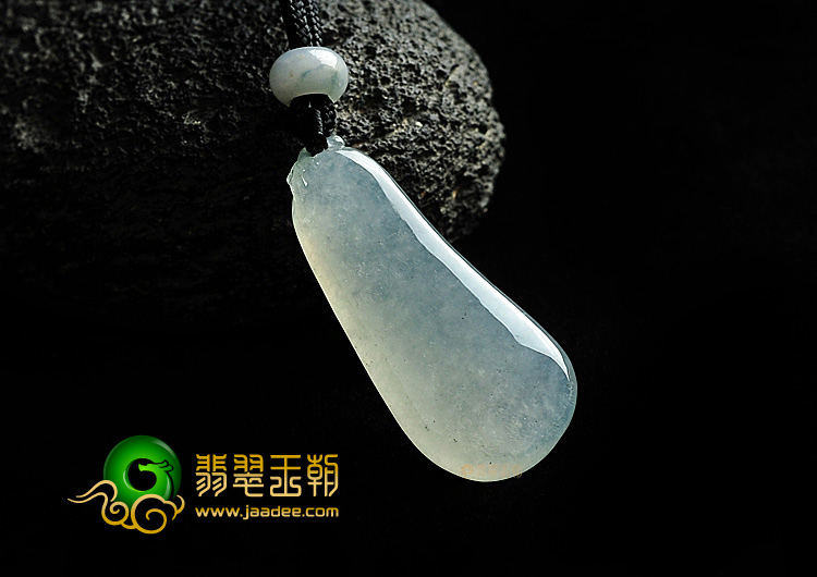 冰种晴水福瓜挂件
