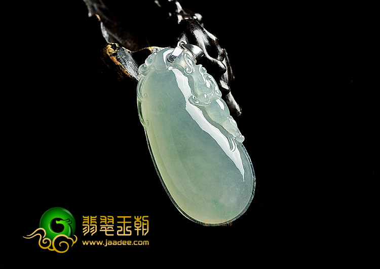 冰种晴水福瓜挂件