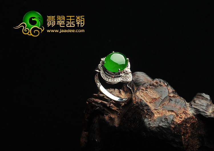 冰种阳绿镶白金戒指（真钻）