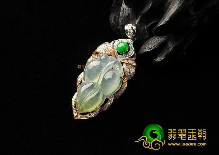 (超值推荐)冰种晴水略带黄翡镶玫瑰金金枝玉叶胸坠（真钻）